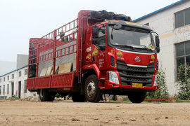 20年驾龄老司机一人跑遍全国 为了四世同堂的亲人奋斗在路上