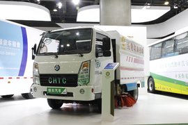 扫街穿巷它都行 速评恒天楚风电动扫地车