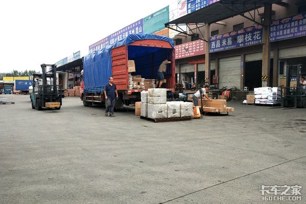 物流企业开始造车 是刚需还是跨界打劫?