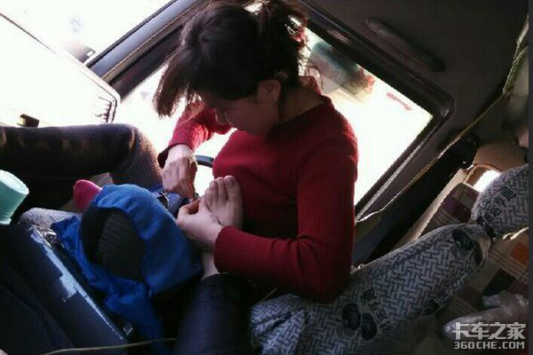 ����˾�������ţ������û����С����