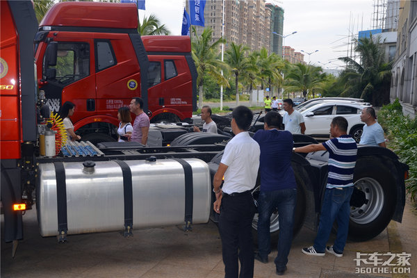 ��Ǯ����&nbsp;һ�����J6Pǣ������ʢ������