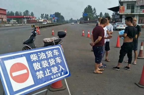 УУɽĲͳ˭