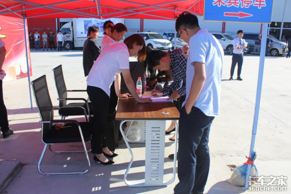 ��������һ������Ῠ4S�꿪ҵԲ���ɹ�