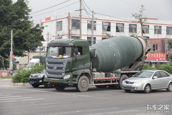 深圳不仅淘汰泥头车 搅拌车也面临淘汰