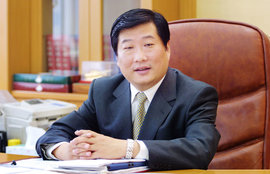 潍柴“谭大胆”入主中国重汽，会给行业和重汽带来哪些影响？