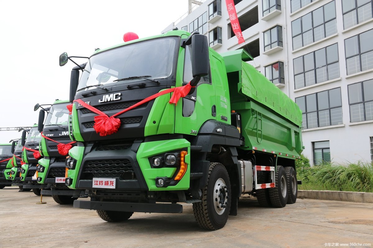 江铃自卸车南昌上市现场获111台订单图片列表