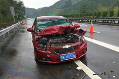 ƣ�ͼ�ʻ̫Σ�� С�ͽγ������ҳ�β