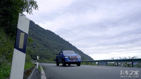 最实用的大玩具 把它开进山里的那一瞬间 我觉得值了