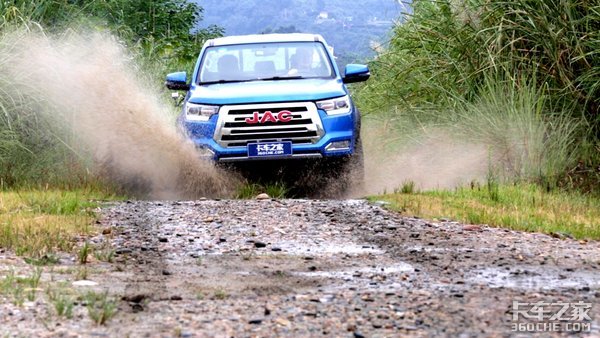 最实用的大玩具 把它开进山里的那一瞬间 我觉得值了