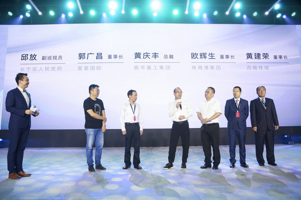 Qomolo��·&nbsp;ڹ��<��>ȫʱ���˼�ʻ�ؿ�