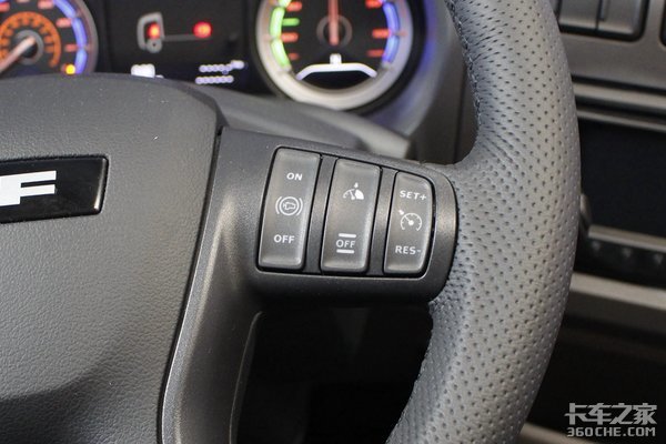 2018��ŵ����չ&nbsp;���LF�綯���䳵����