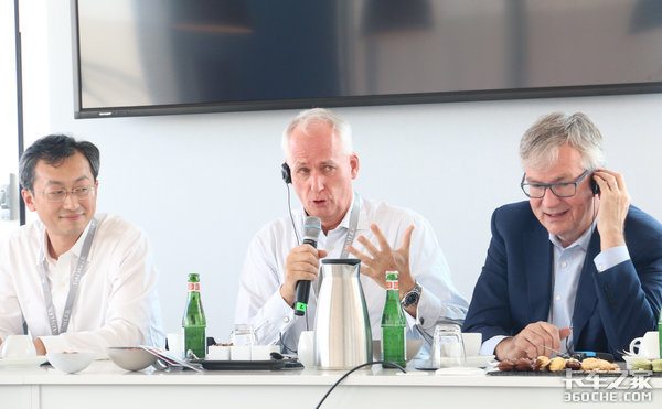 2018�꺺ŵ����չ���Ի������ķ��