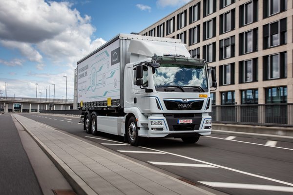 2018��ŵ����չ������չ�ֵ綯��������