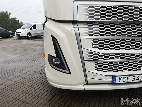 没有后视镜算什么! 沃尔沃混合动力概念卡车还能降低油耗30%