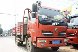 三年推荐购买近30辆 这一次 他依然要把这款车推荐给兄弟们