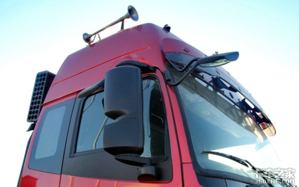 门镜颜值高，外摆镜更实用，作为卡车司机你会选哪个？