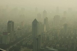 别走错了地方！ 因环境污染严重 三门峡市停止一切渣土车运输