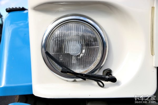 高技术含量的大灯清洗装置，为啥在卡车上难普及？