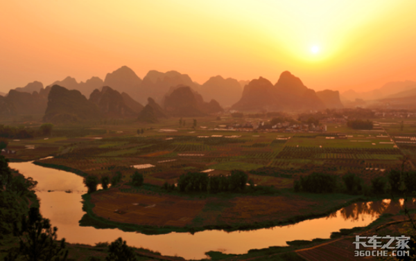 这就是东风卡车的前世今生，请不要带着有色眼镜评价它