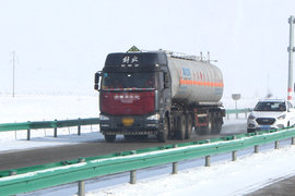 冬季用车要讲究 看看老司是机如何养护，别马虎