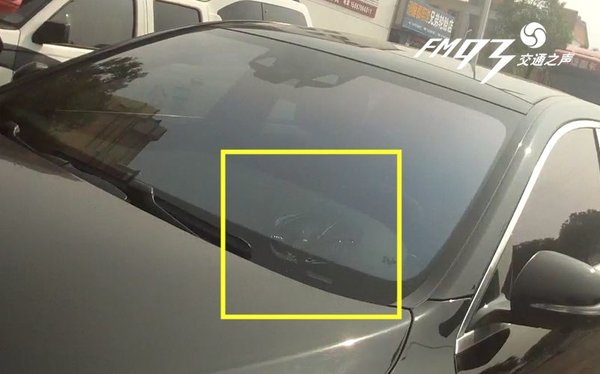 �������˾������һ�ӣ��ӳ���1��Ԫ��