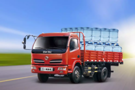 新千钧王  我是多面手  饮品运输能手