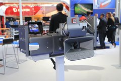 Ϊ���˼�ʻ��׼�� ǣ����Ҳ��