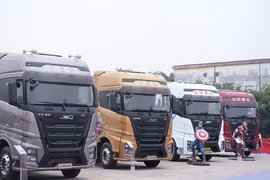 千里江铃一日还 江铃威龙HV5重卡广州上市发布