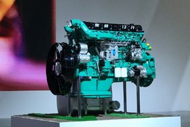 2018广州车展：一汽发布锡柴国六重型发动机