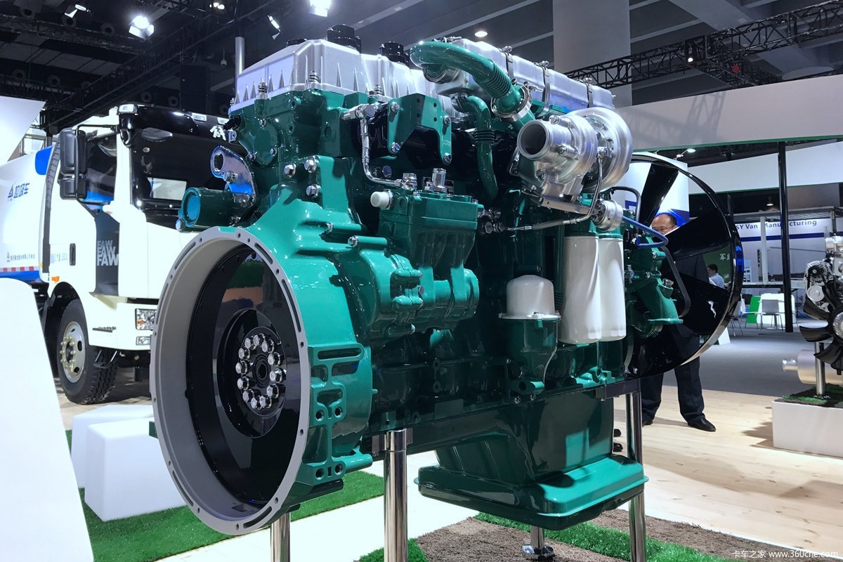 2018广州车展一汽发布国六锡柴发动机图片列表