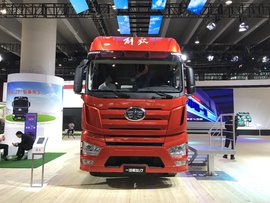 国六发动机最抢眼 旧相识、新朋友齐亮相