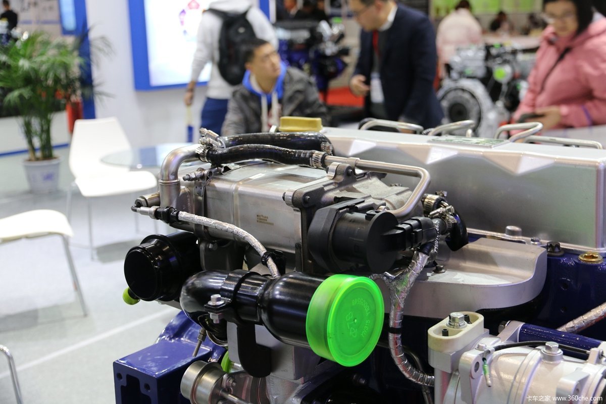 专注多缸小缸径柴油机国六看云内动力图片列表