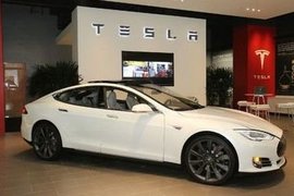 有钱任性：特斯拉收购卡车运输公司以提高交付量