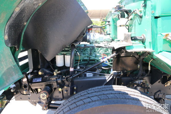 格尔发V7为长头车再夺一分!盘点国内市场上的那些‘美式长头车’