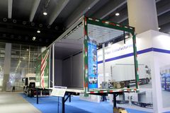 ���ܵ�ͬ��˦�� ͼ��9��6�����Ž�����