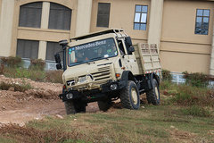 ��ԽҰ֮���������� ����Ī�˵��̽���