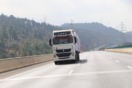 半决赛3强出线 重汽实况挑战赛战歌吹响,决战昆明之巅