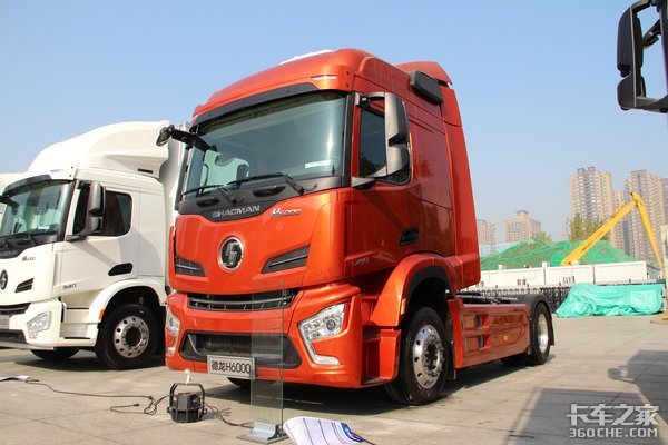 15L660马力X6000亮相 定位于高端市场 陕汽全新6000平台有啥不一样?