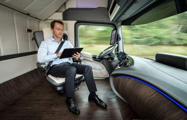 有了它再也不用担心发生事故?智能卡车战鼓已响 你会为谁打call