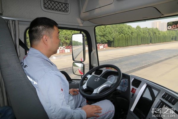 有了它再也不用担心发生事故?智能卡车战鼓已响 你会为谁打call