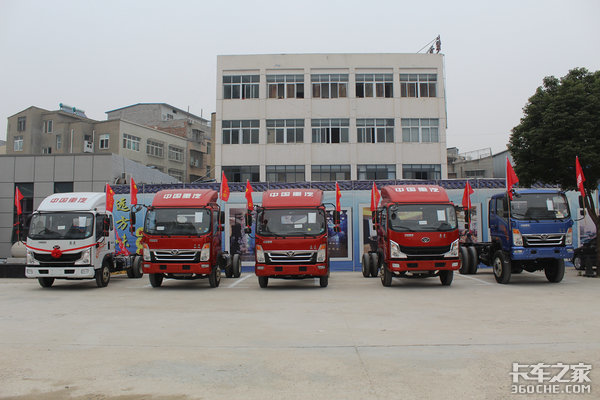 豪曼先锋锐不可当 襄阳新品推介会落幕