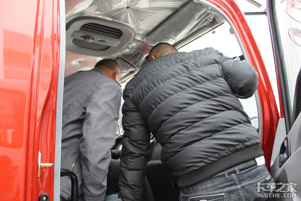 豪曼先锋锐不可当 襄阳新品推介会落幕