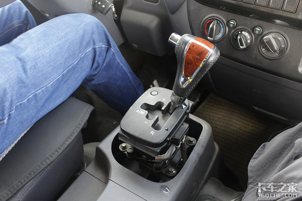 �û�����˵�����Զ�����������ó�����