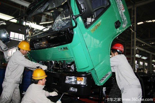 東風(fēng)股份工程車第二代東風(fēng)勁諾批量投產(chǎn)