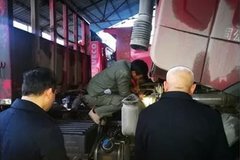 ��һ���³����ֺӵ�����һ�߽⿨������