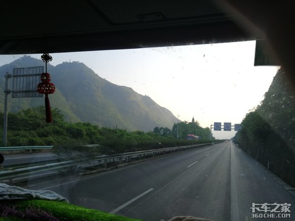 1800�����˷�7������'�ʲ�'��ҽ���