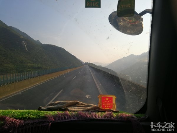 1800�����˷�7������'�ʲ�'��ҽ���