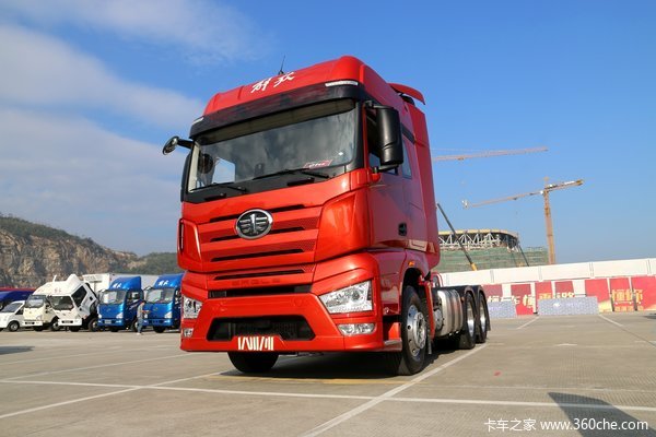 10辆国六、豪华版J7、19款JH6 解放年会展车抢先看！