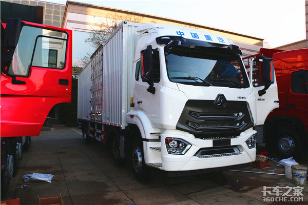 2019中国重汽商务年会重点展车抢先看