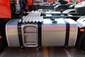 解放J6国六牵引车 1100升油箱、560马力
